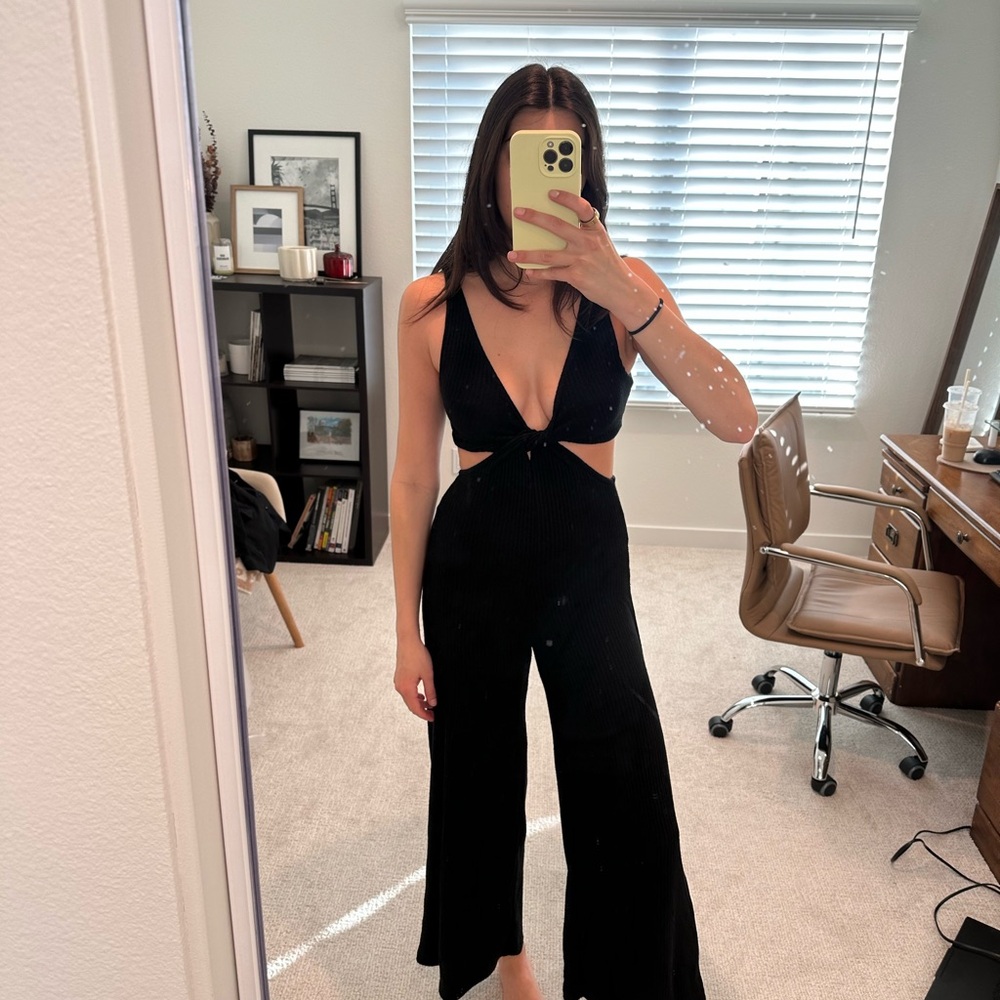 Women's Black Cutout Wide-Leg Jumpsuit